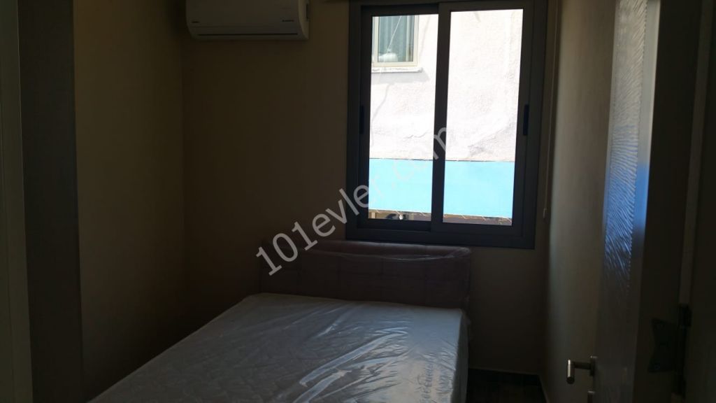 Flat To Rent in Karaoğlanoğlu, Kyrenia