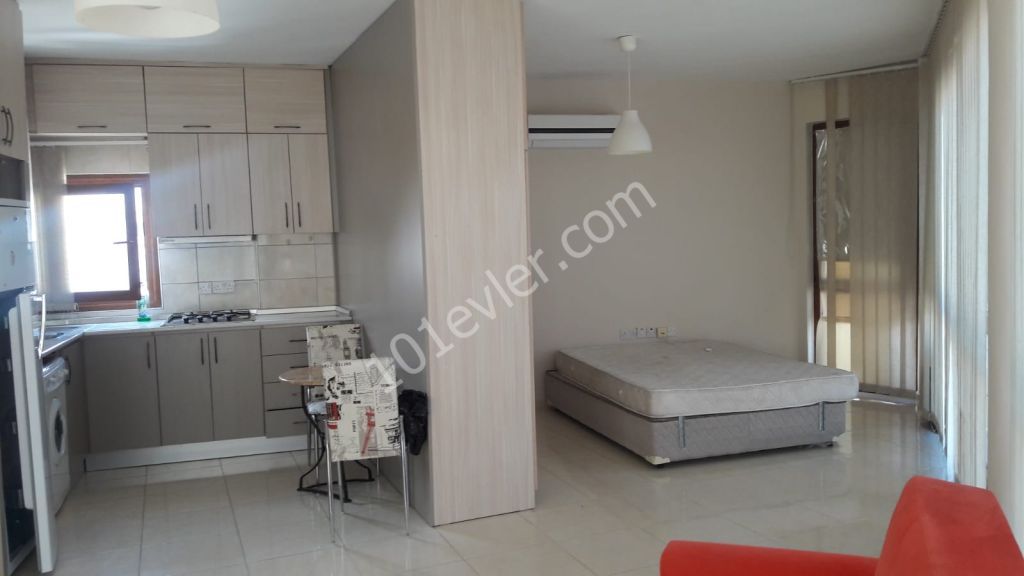 GİRNE MERKEZDE +1 KİRALIK STÜDYO DAİRE