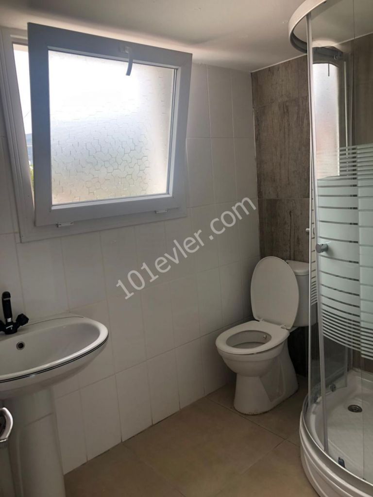 Detached House To Rent in Girne Merkez, Kyrenia