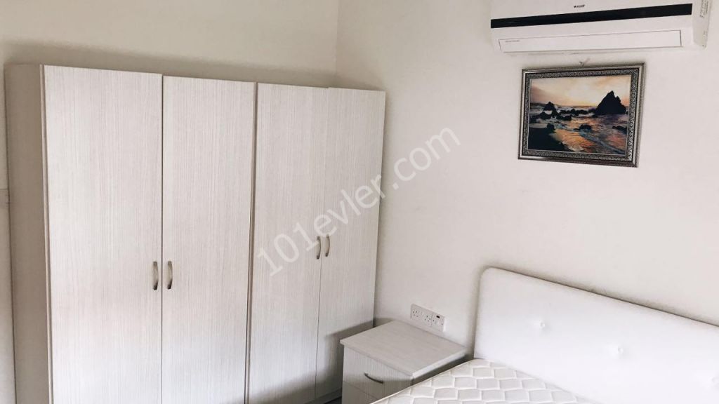 GİRNE MERKEZDE DENİZ MANZARALI 2+1 DAİRE