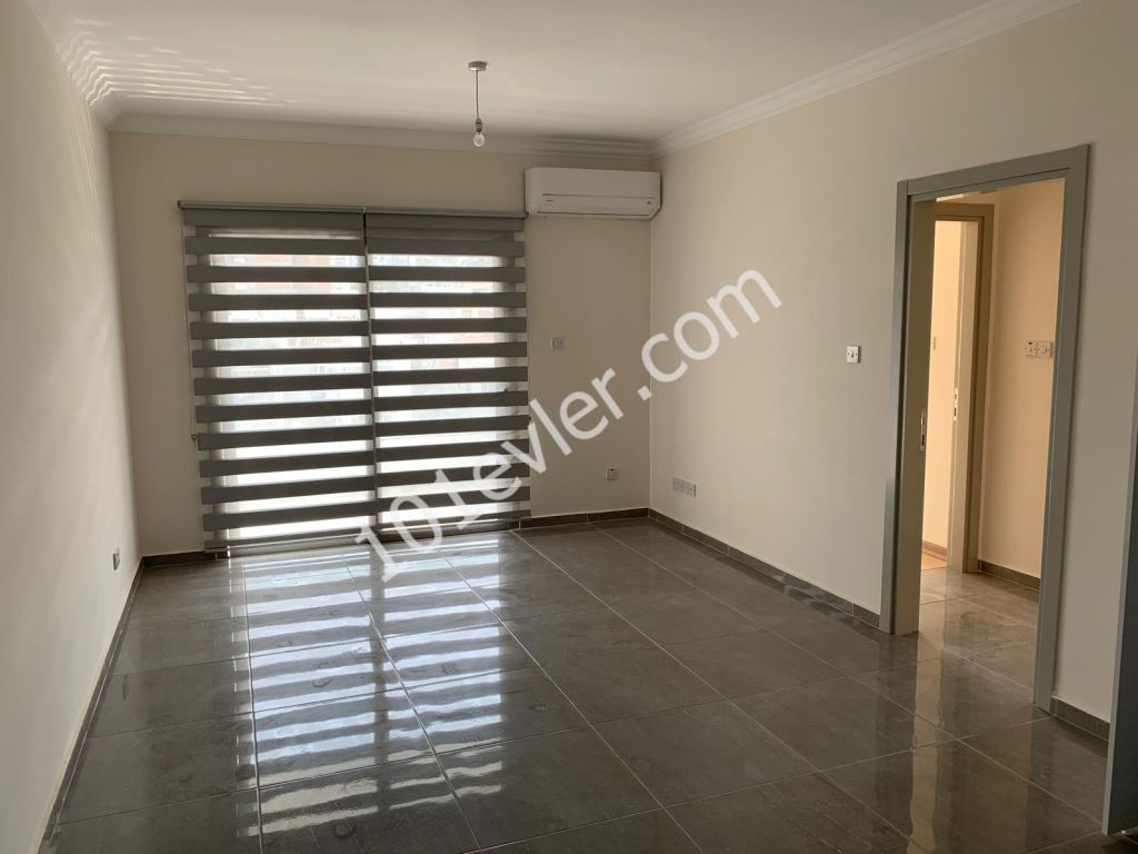 Flat To Rent in Girne Merkez, Kyrenia