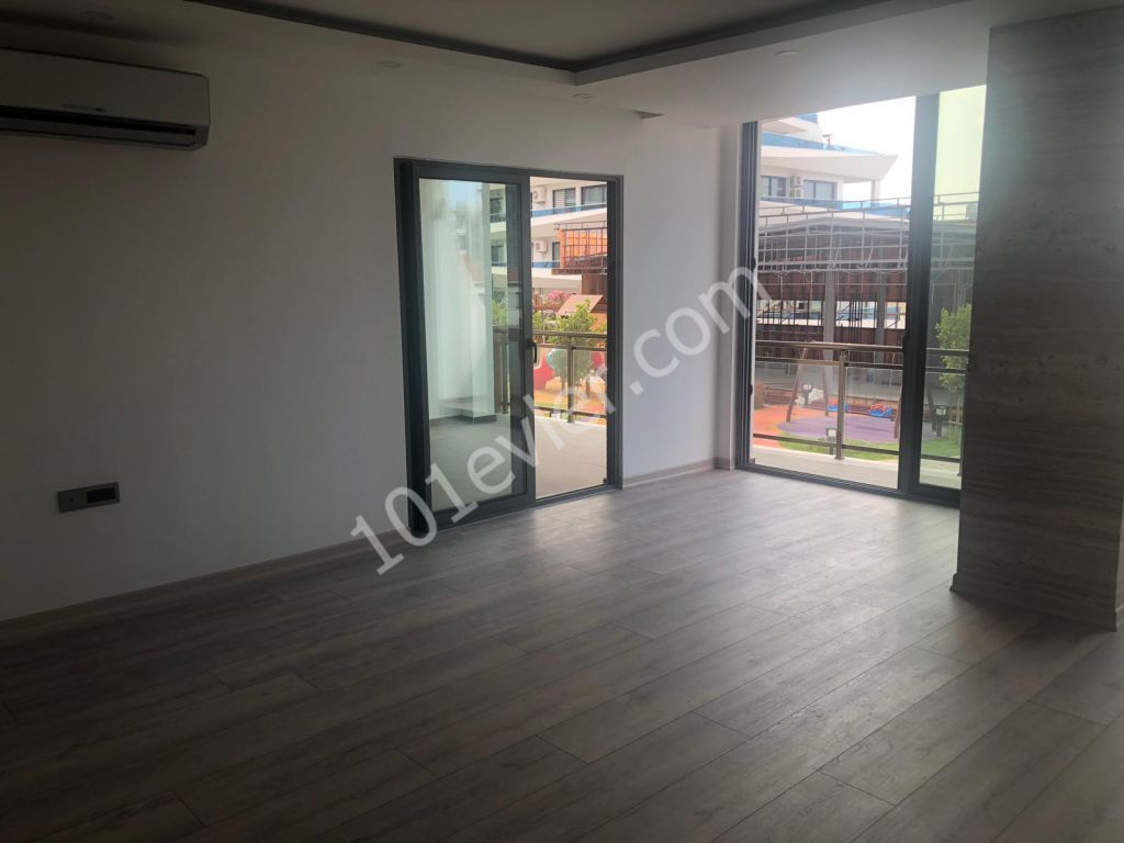 Flat To Rent in Girne Merkez, Kyrenia