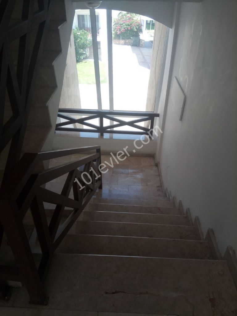 Flat To Rent in Girne Merkez, Kyrenia