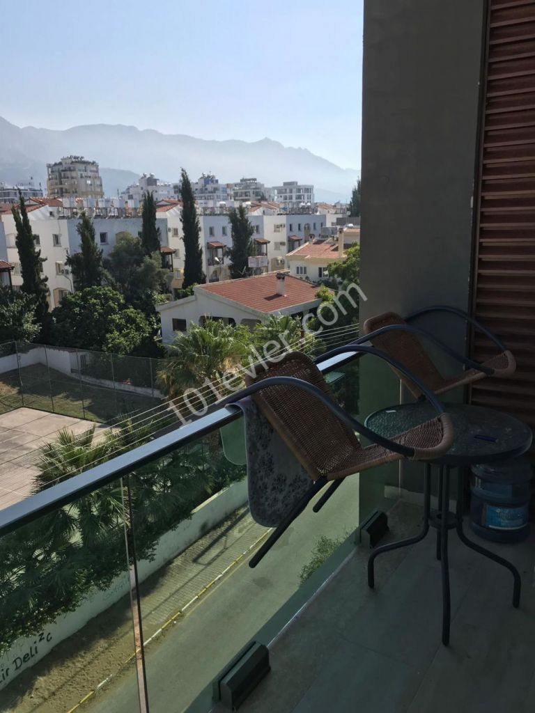 GİRNE MERKEZDE 2+1 EŞYALI KİRALIK DAİRE(28 HAZİRAN HAZIR)