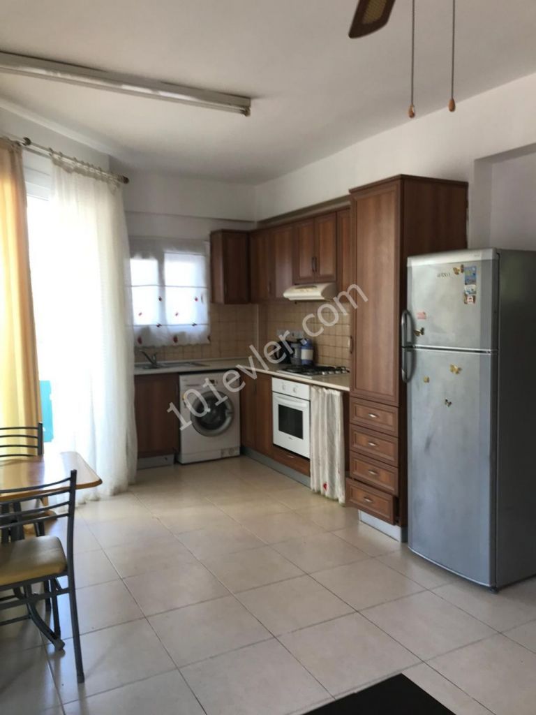 GİRNE MERKEZDE 2+1 EŞYALI KİRALIK DAİRE