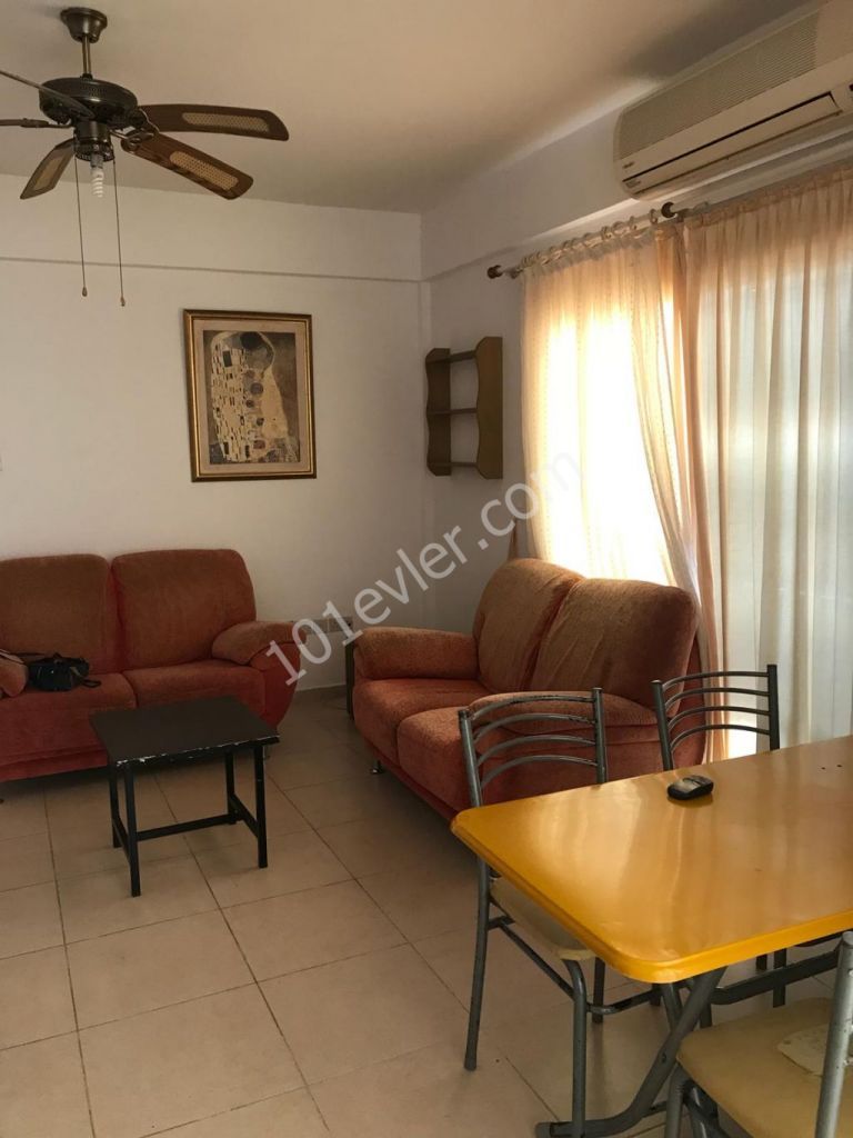 GİRNE MERKEZDE 2+1 EŞYALI KİRALIK DAİRE