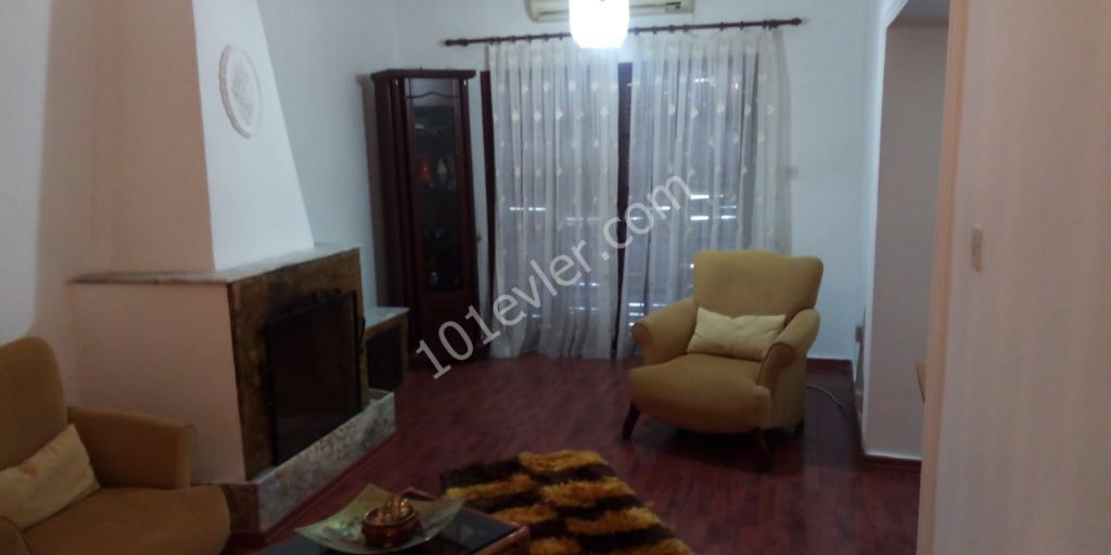 Detached House To Rent in Girne Merkez, Kyrenia