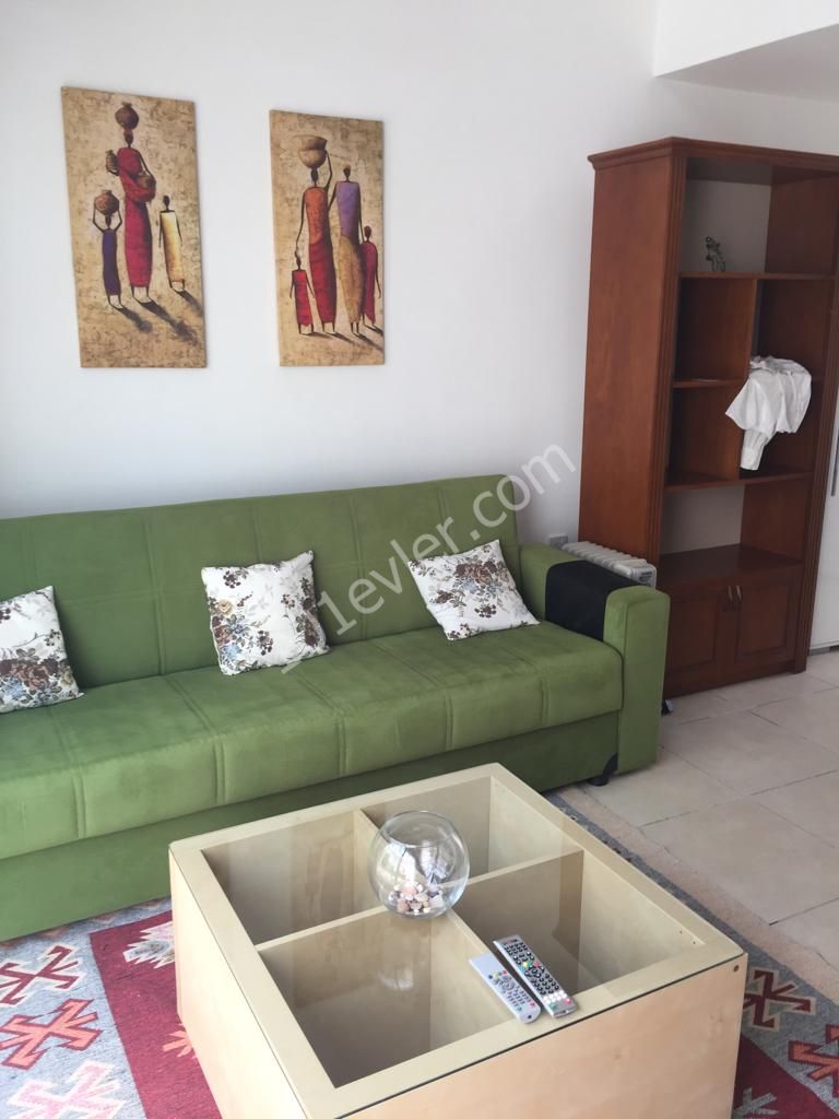 Flat To Rent in Karaoğlanoğlu, Kyrenia