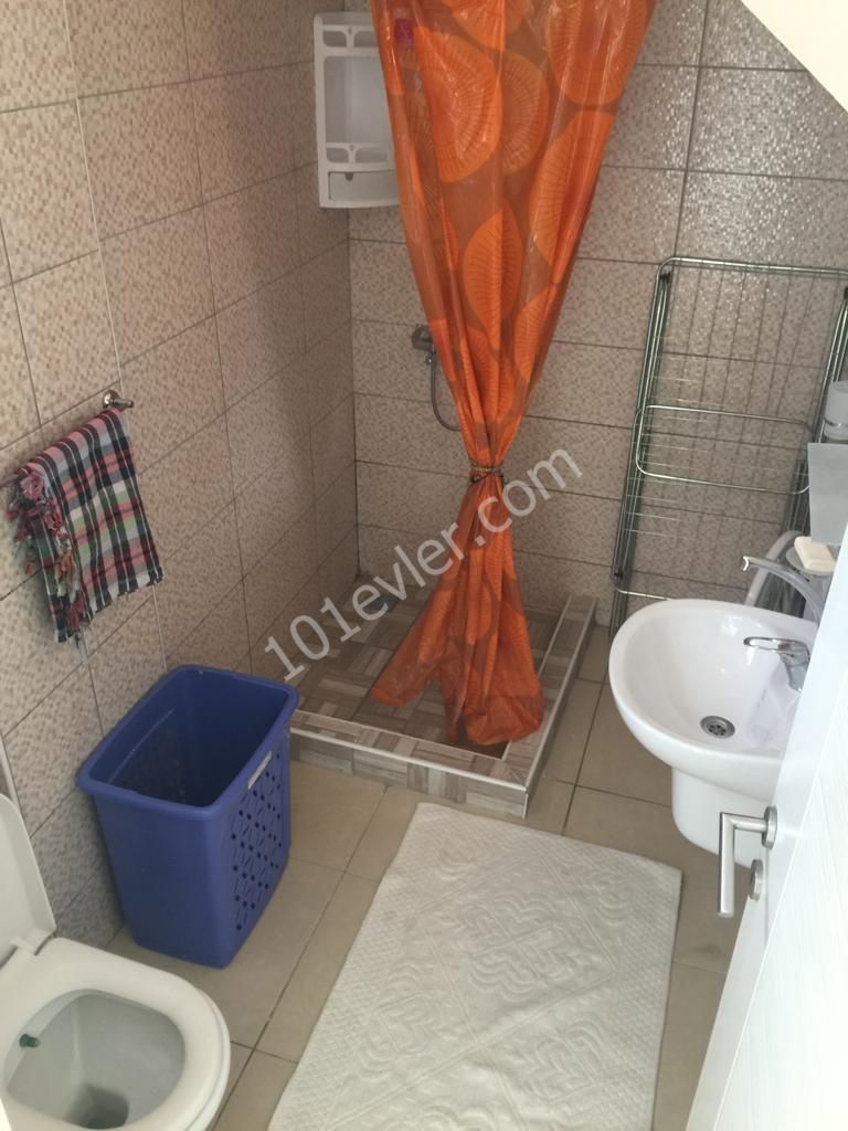 Flat To Rent in Karaoğlanoğlu, Kyrenia