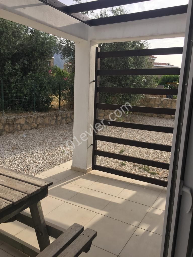 Flat To Rent in Karaoğlanoğlu, Kyrenia