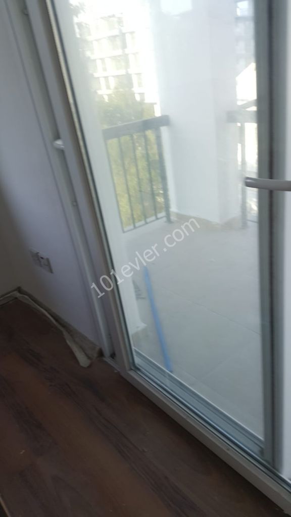 GİRNE MERKEZDE SATILIK 2+1 GENİŞ DAİRE