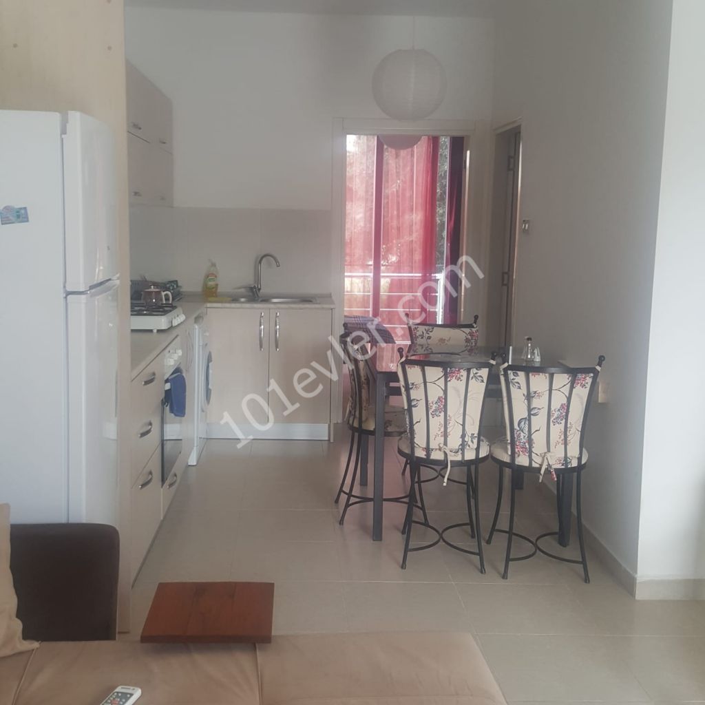 Flat To Rent in Karaoğlanoğlu, Kyrenia