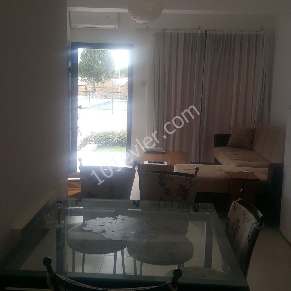 Flat To Rent in Karaoğlanoğlu, Kyrenia