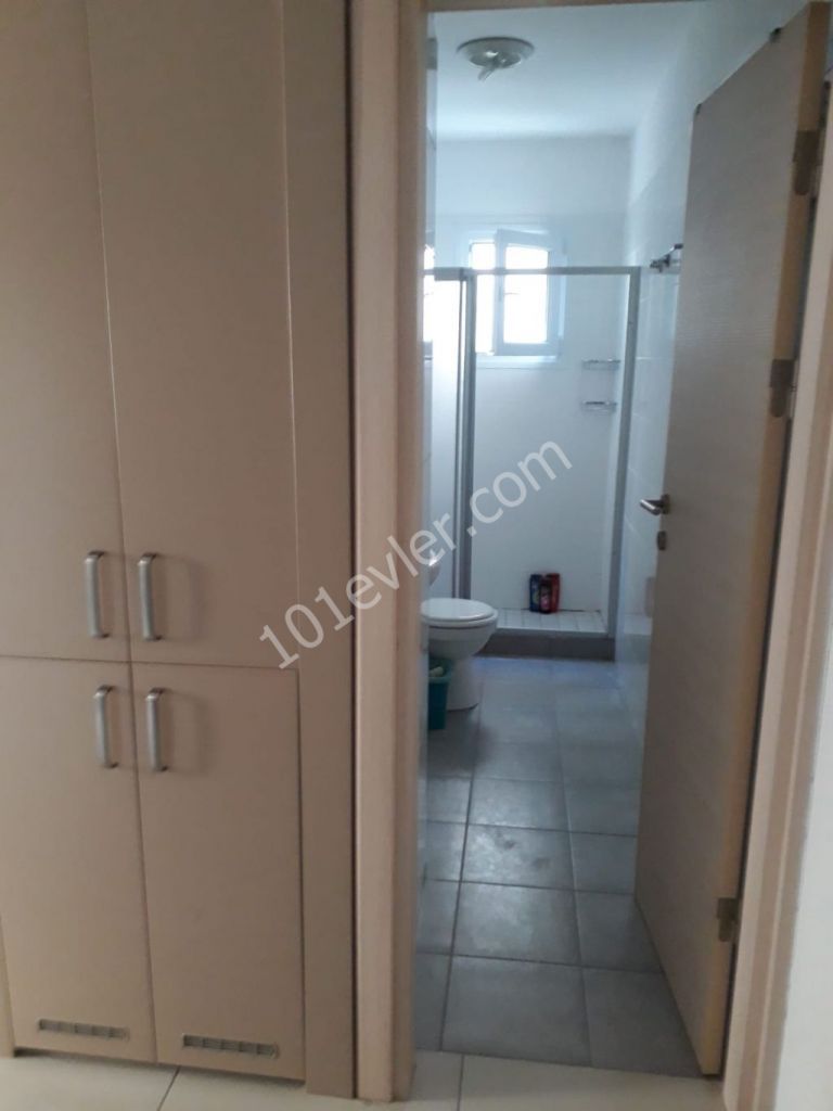 Flat To Rent in Girne Merkez, Kyrenia