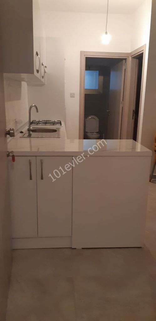 Flat To Rent in Zeytinlik, Kyrenia