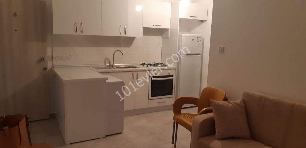 Flat To Rent in Zeytinlik, Kyrenia