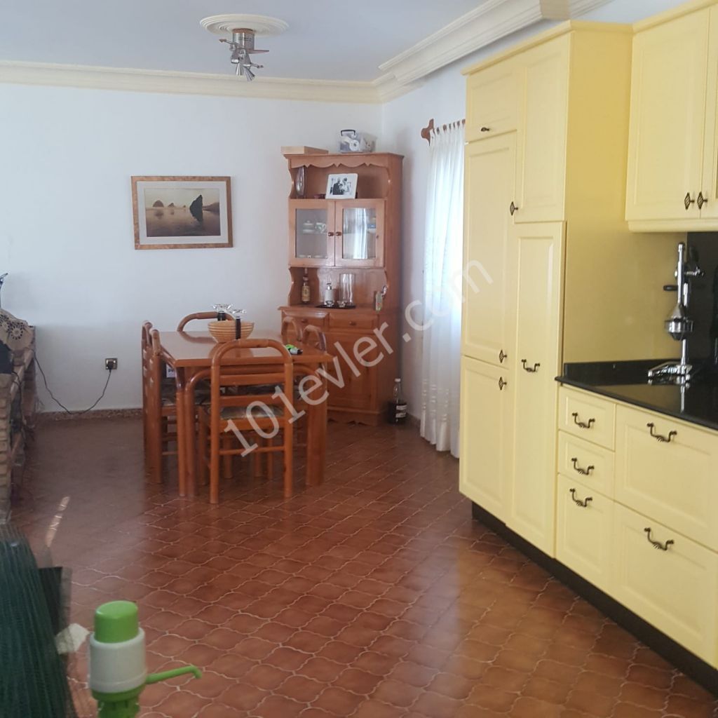 Villa To Rent in Bellapais, Kyrenia