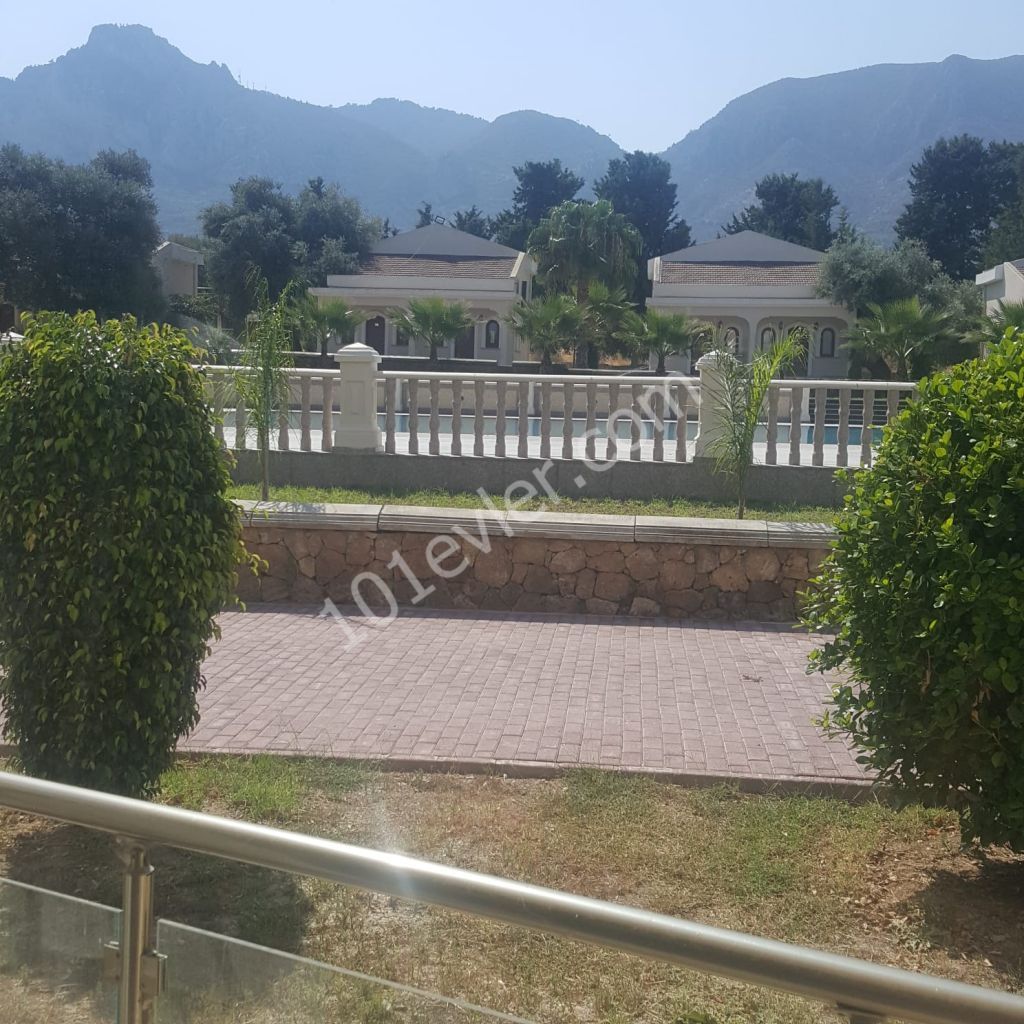 Studio Flat To Rent in Karaoğlanoğlu, Kyrenia