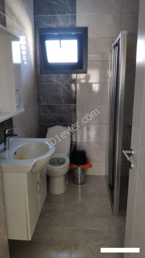 Flat To Rent in Karaoğlanoğlu, Kyrenia