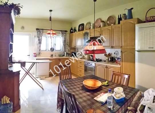 Flat For Sale in Köşklüçiftlik, Nicosia