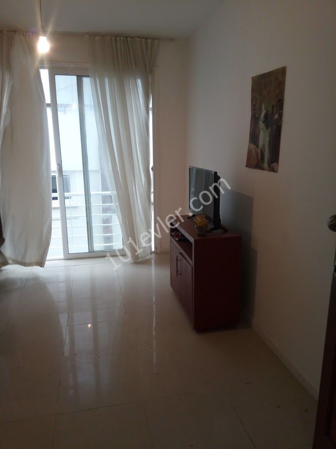 Flat To Rent in Girne Merkez, Kyrenia