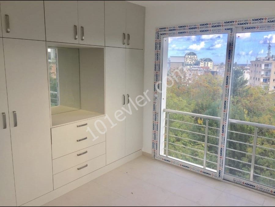 GİRNE MERKEZ'DE KİRALIK 3+1 DAİRE