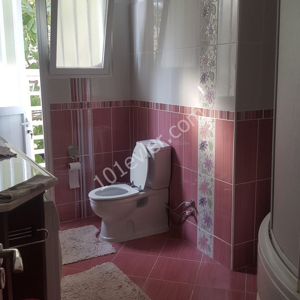 Flat To Rent in Girne Merkez, Kyrenia