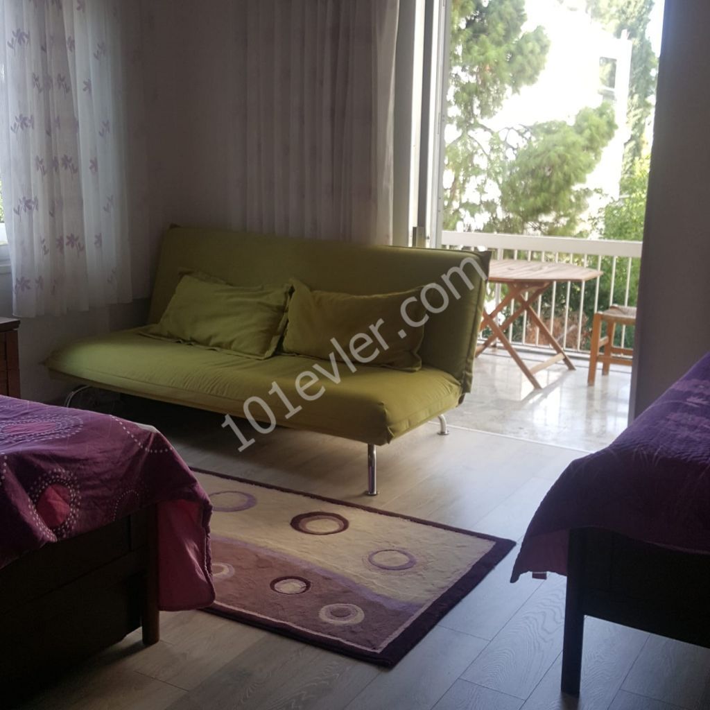 Flat To Rent in Girne Merkez, Kyrenia