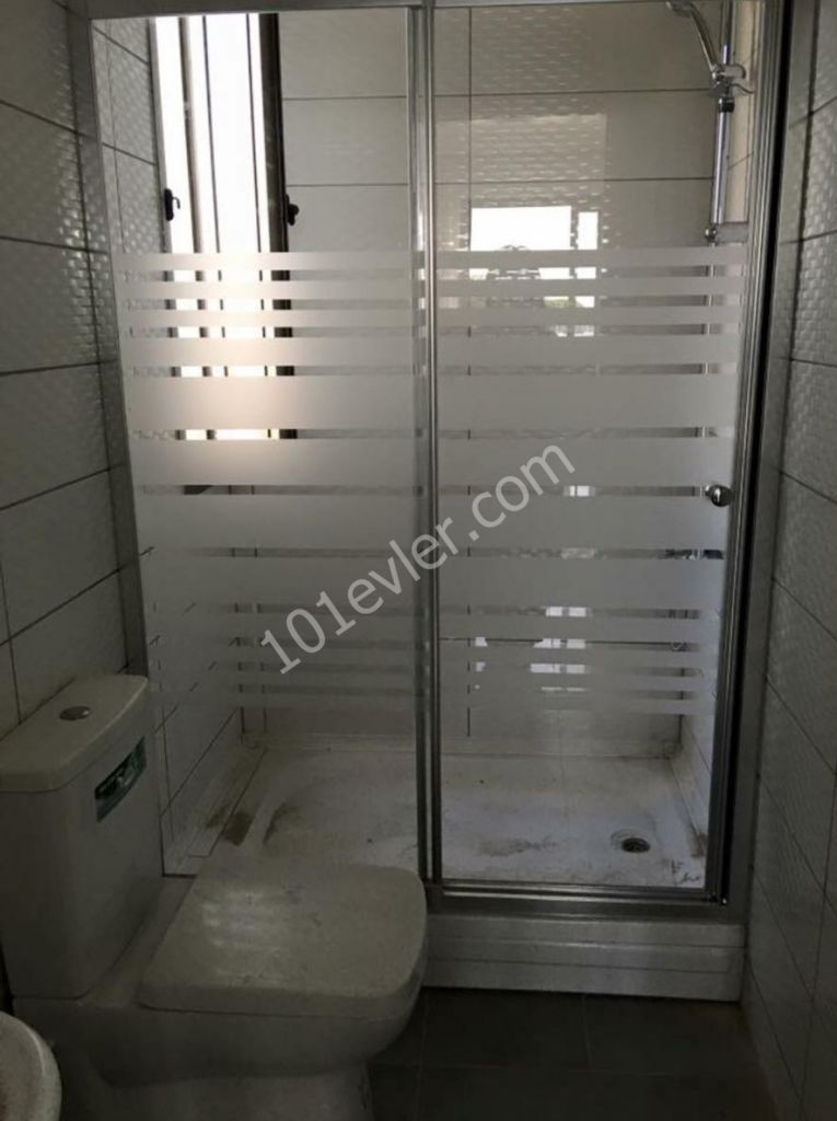 Flat To Rent in Karaoğlanoğlu, Kyrenia