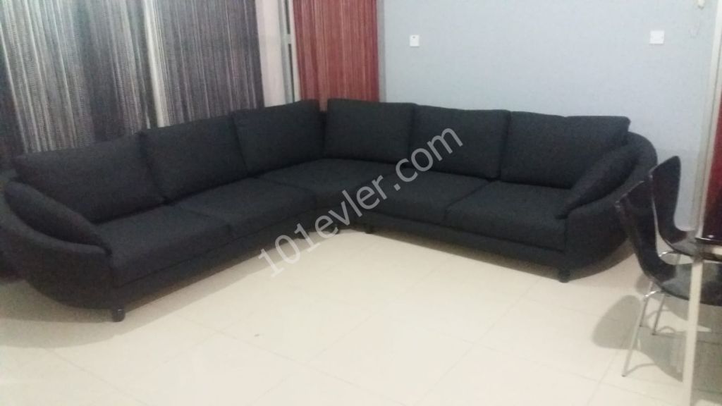 GİRNE MERKEZ 'DE 2+1 SATILIK EŞYALI DAİRE