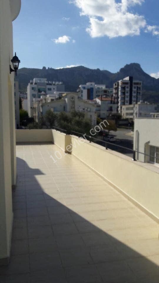 Penthouse For Sale in Girne Merkez, Kyrenia