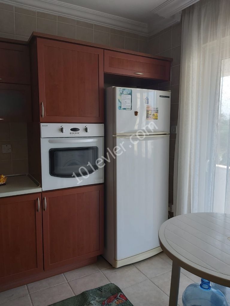 Flat To Rent in Girne Merkez, Kyrenia