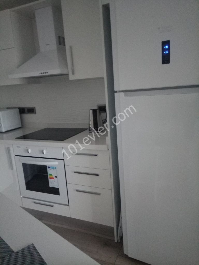 A LUXURIOUS 2 BEDROOM APARTMENT IN FEO RESIDENCE,  KYRENIA CITY CENTRE 