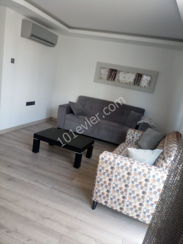 A LUXURIOUS 2 BEDROOM APARTMENT IN FEO RESIDENCE,  KYRENIA CITY CENTRE 