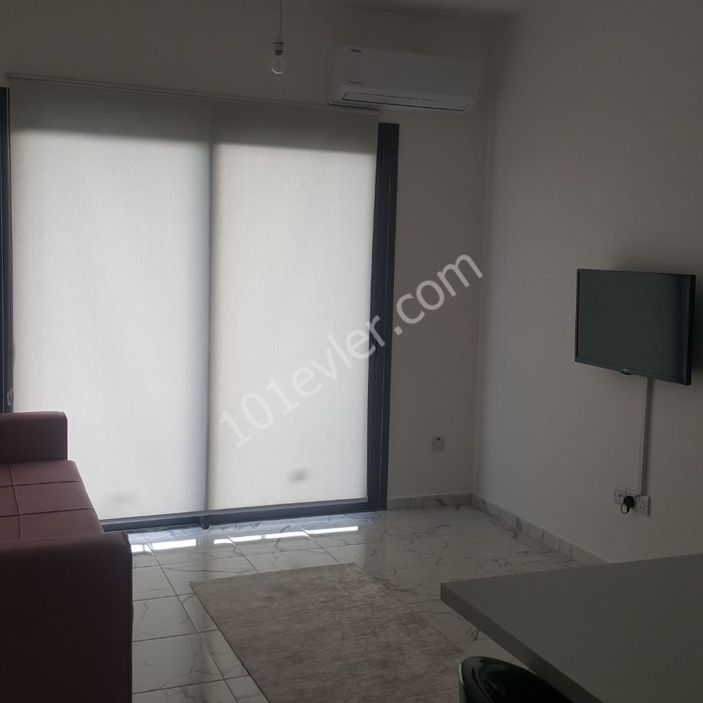 Flat To Rent in Zeytinlik, Kyrenia