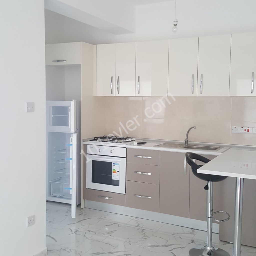 Flat To Rent in Zeytinlik, Kyrenia