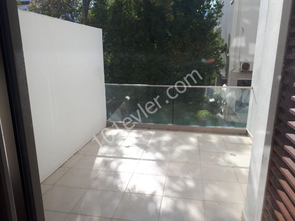 Flat For Sale in Girne Merkez, Kyrenia