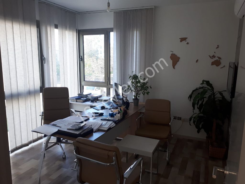 Flat For Sale in Girne Merkez, Kyrenia