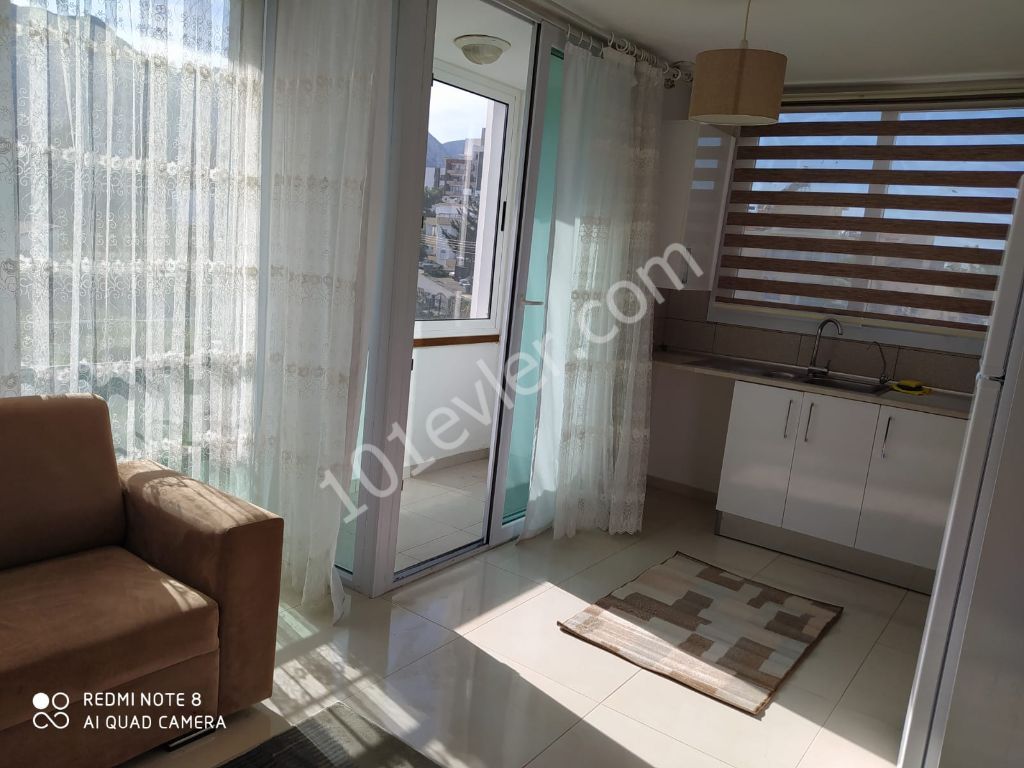 Flat To Rent in Girne Merkez, Kyrenia