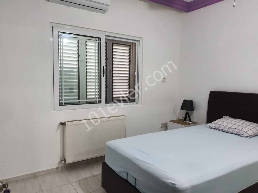 Flat For Sale in Aşağı Girne, Kyrenia