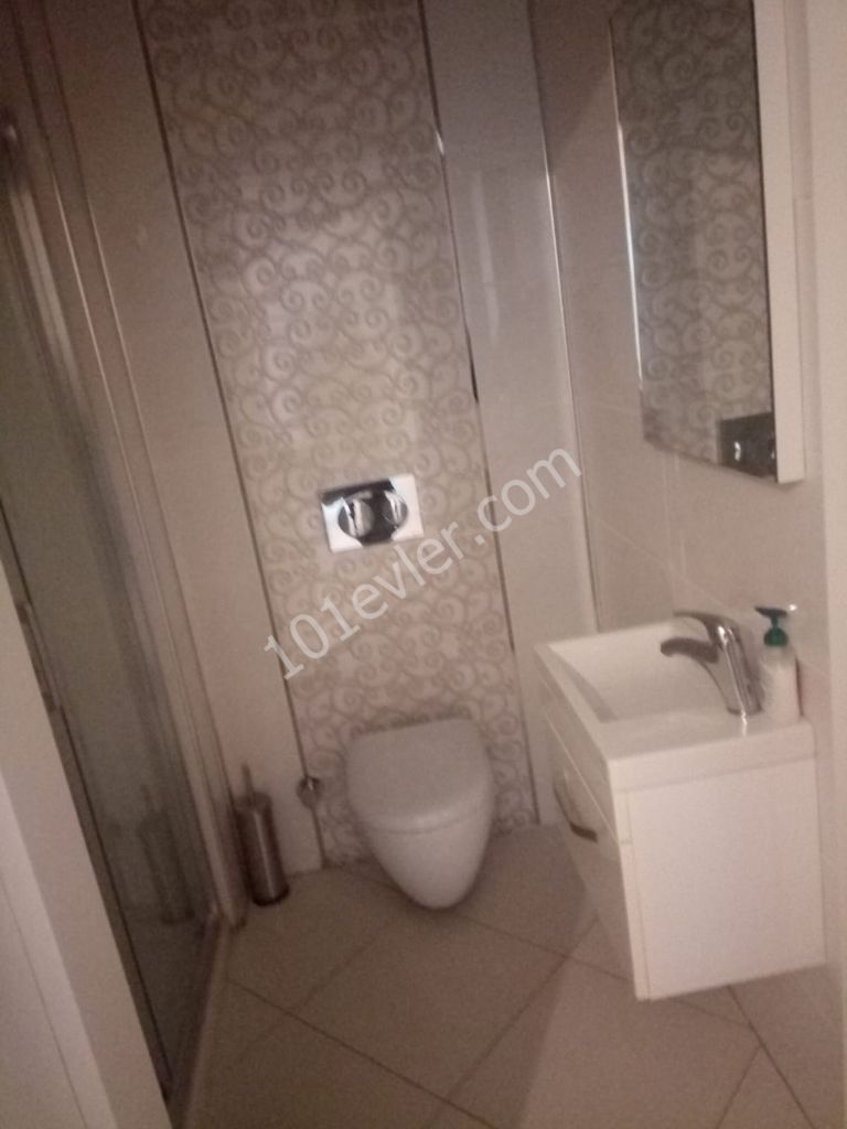 Flat To Rent in Girne Merkez, Kyrenia