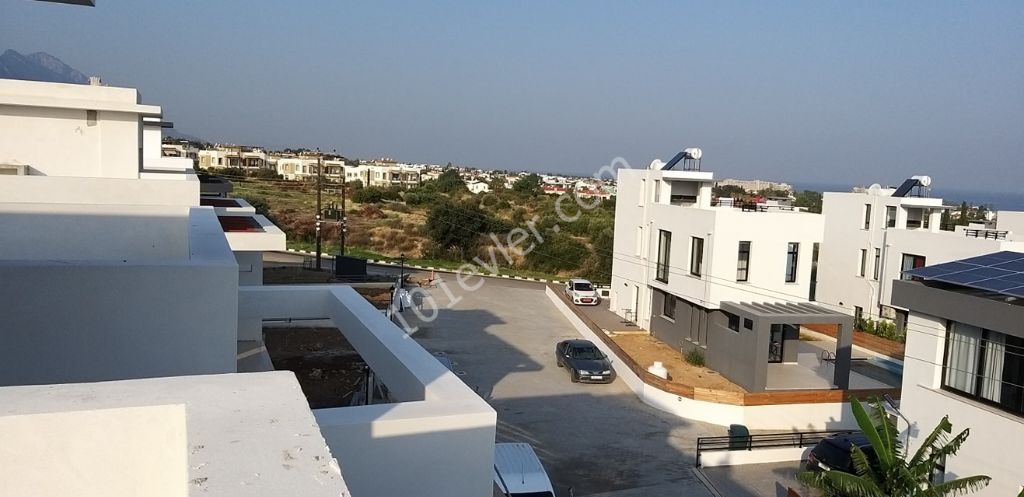 Flat For Sale in Alsancak, Kyrenia