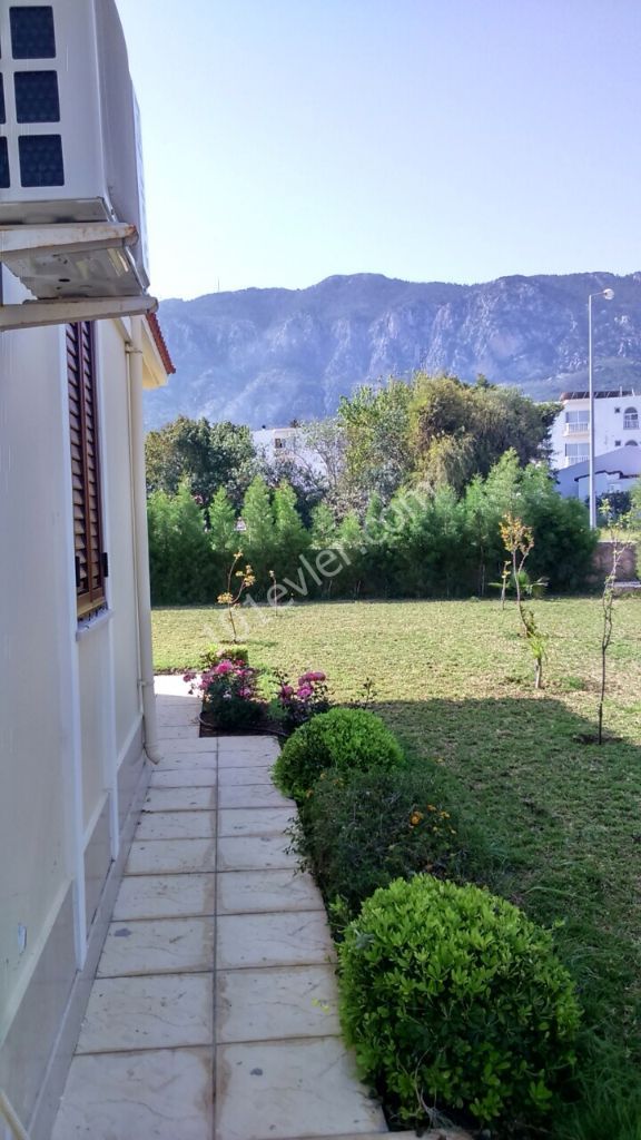 Villa To Rent in Lapta, Kyrenia