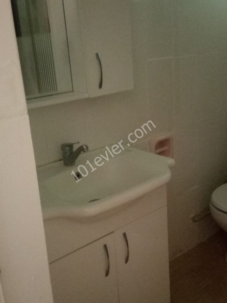 Flat To Rent in Karaoğlanoğlu, Kyrenia