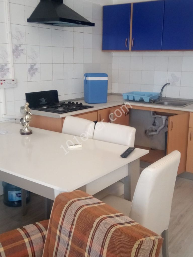 Flat To Rent in Karaoğlanoğlu, Kyrenia