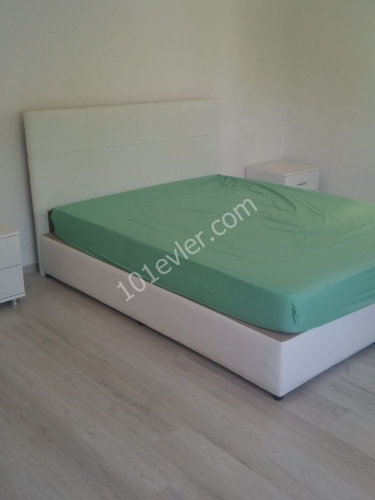 Flat To Rent in Karaoğlanoğlu, Kyrenia