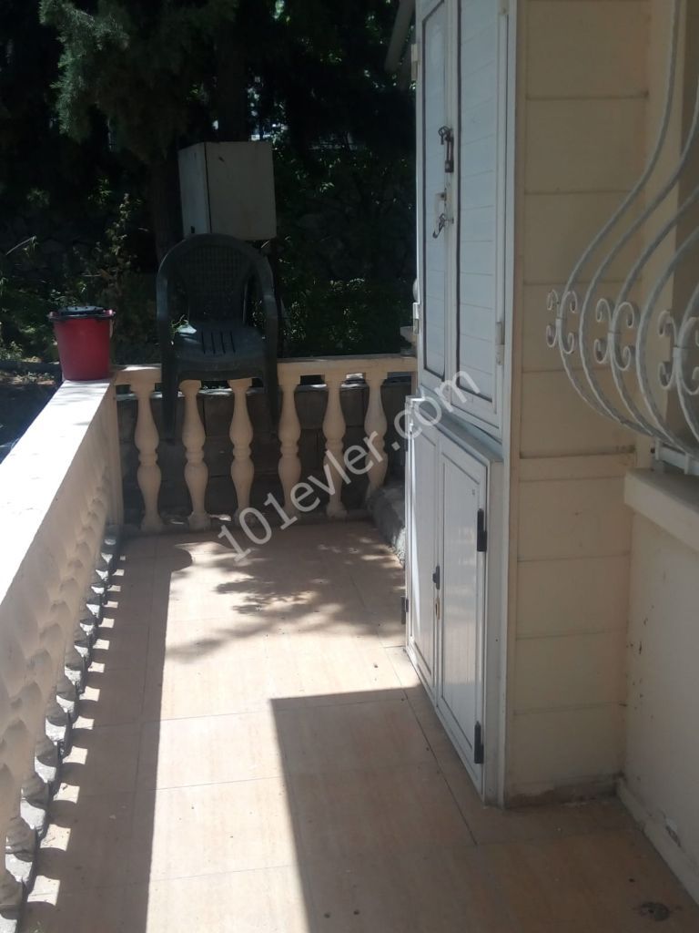 Flat To Rent in Karaoğlanoğlu, Kyrenia