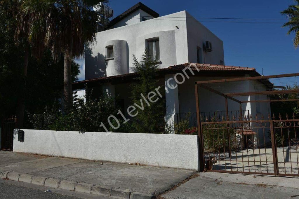 Detached House For Sale in Çatalköy, Kyrenia