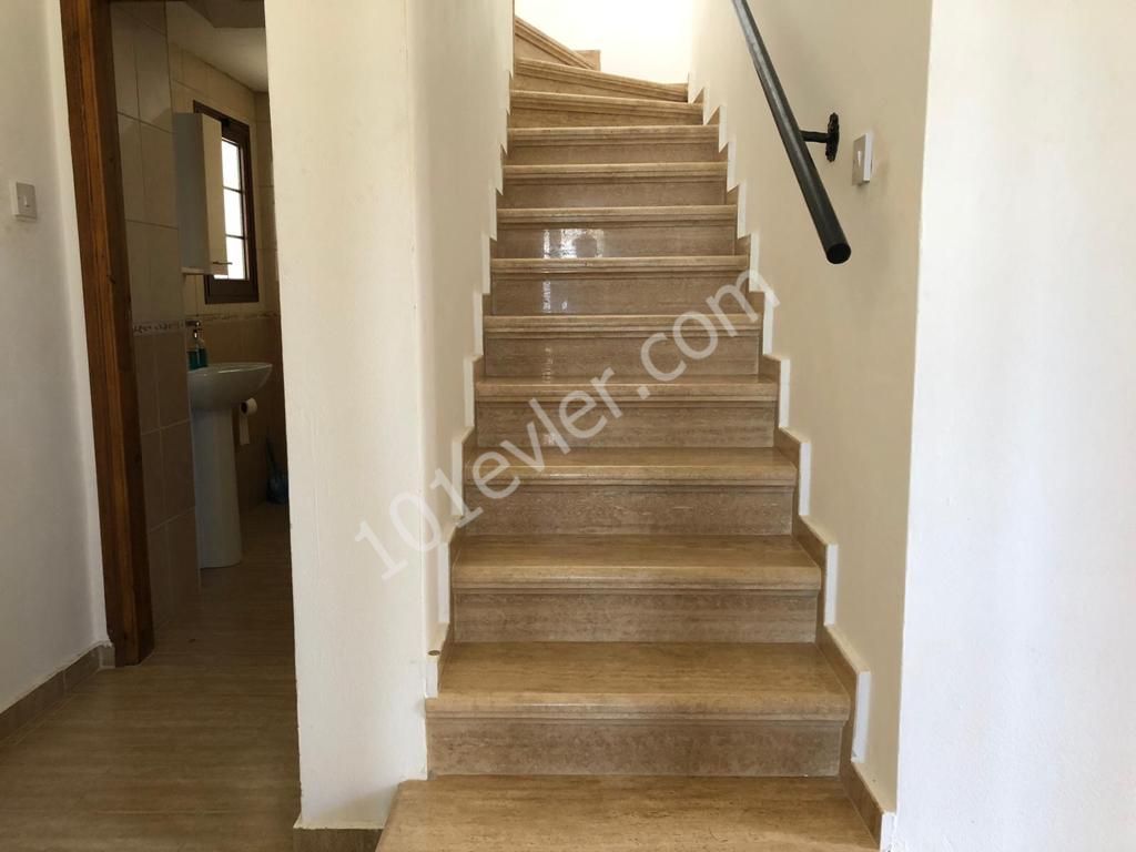 Villa To Rent in Bellapais, Kyrenia