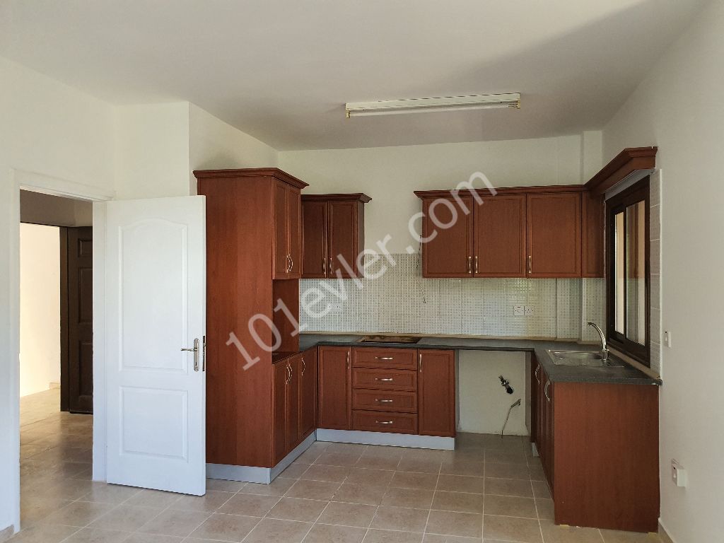 Flat For Sale in Doğanköy, Kyrenia